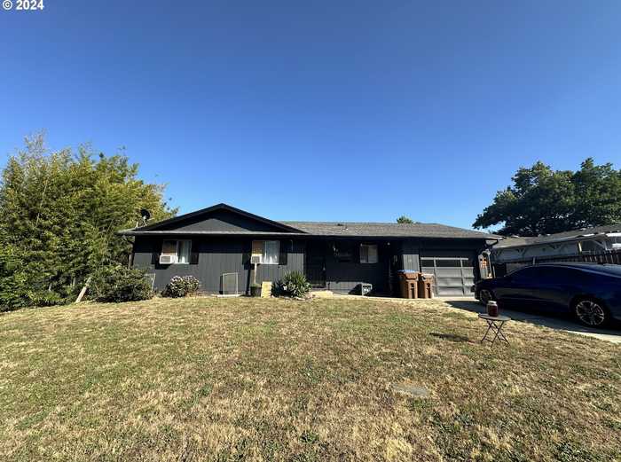 photo 1: 121 COPPER WAY, Riddle OR 97469