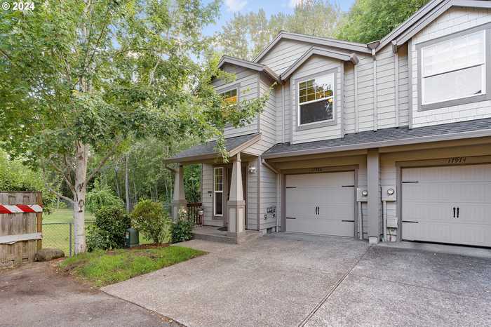 photo 1: 17986 SW OAK ST, Beaverton OR 97007