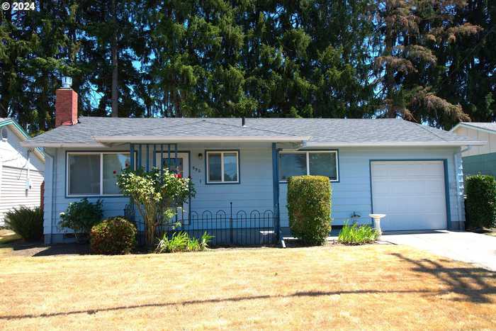 photo 2: 990 ASTOR WAY, Woodburn OR 97071