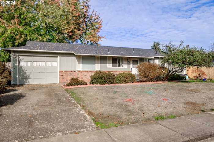 photo 2: 945 DENISE CT SE, Salem OR 97306