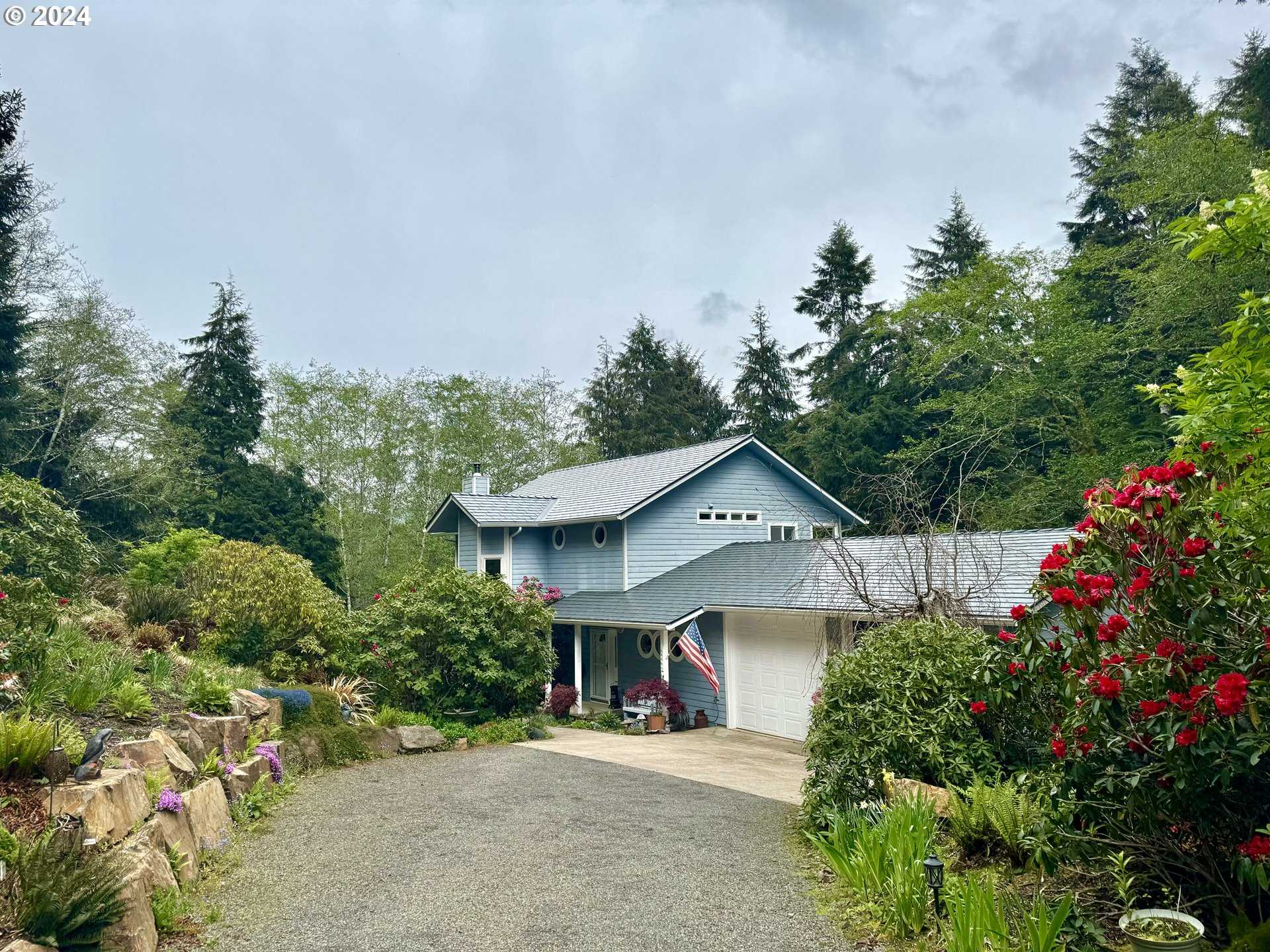 photo 1: 50085 S BEACH CT, Neskowin OR 97149