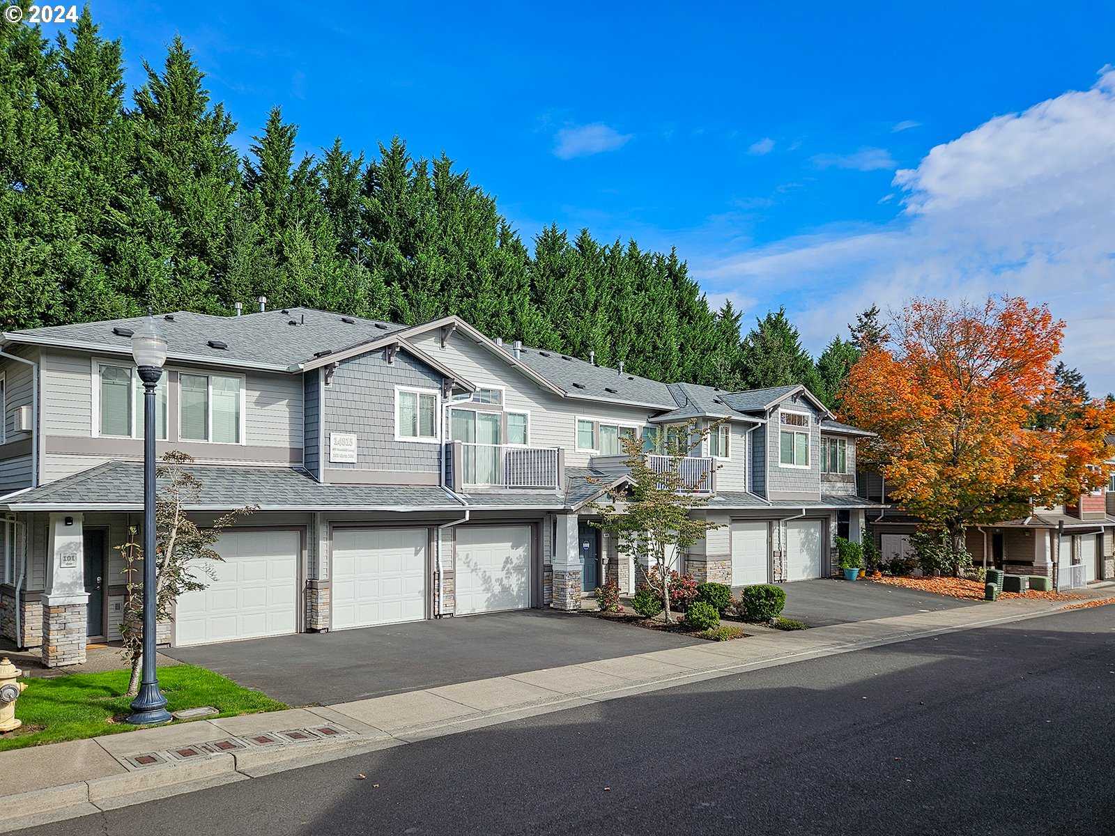 photo 1: 14815 SW SANDHILL LOOP Unit 102, Beaverton OR 97007