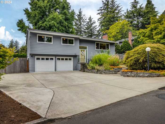 photo 2: 77 SW 99TH AVE, Portland OR 97225