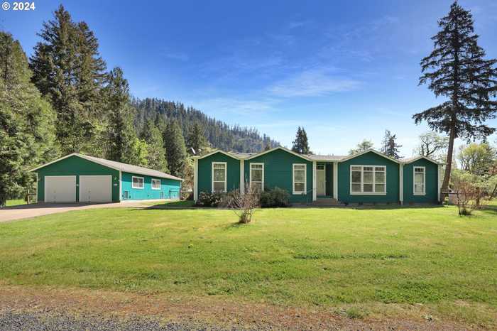 photo 1: 77102 WESTRIDGE AVE, Westfir OR 97492