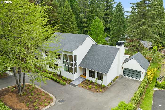 photo 2: 7255 SW HUNT CLUB LN, Portland OR 97223