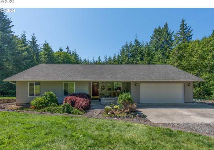 photo 2: 16940 SW ORCHARD ST, Clatskanie OR 97016