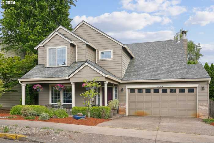 photo 1: 14908 SE COVINGTON RD, Clackamas OR 97015