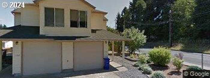 photo 1: 1100 SIMMONS CT, Gladstone OR 97027