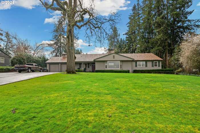 photo 1: 280 Shaff RD, Stayton OR 97383