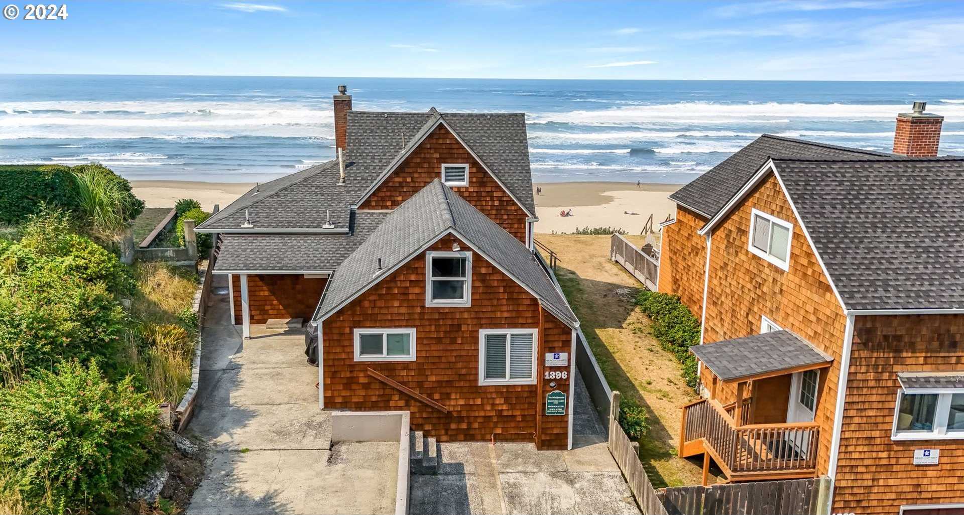 photo 1: 1396 PACIFIC AVE, Cannon Beach OR 97110