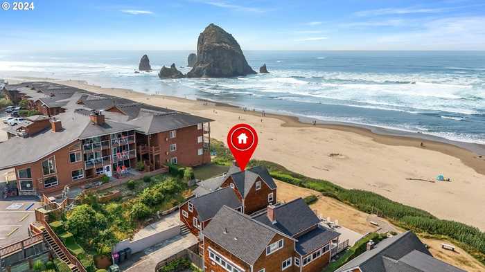 photo 2: 1396 PACIFIC AVE, Cannon Beach OR 97110