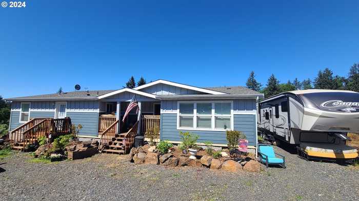 photo 1: 4285 EDISON RD NE, Silverton OR 97381