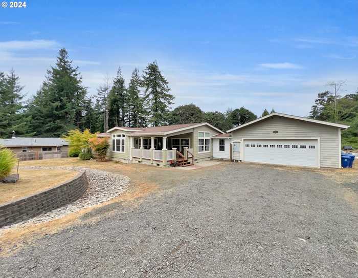 photo 1: 93983 KIMBLE LN, Coos Bay OR 97420