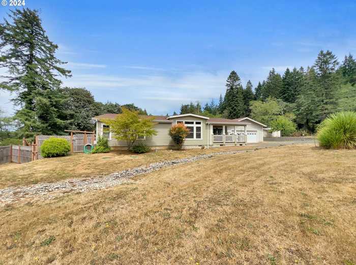 photo 2: 93983 KIMBLE LN, Coos Bay OR 97420