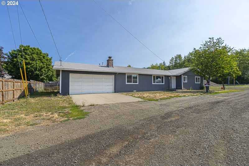 photo 2: 353 NE BALM ST, Sheridan OR 97378