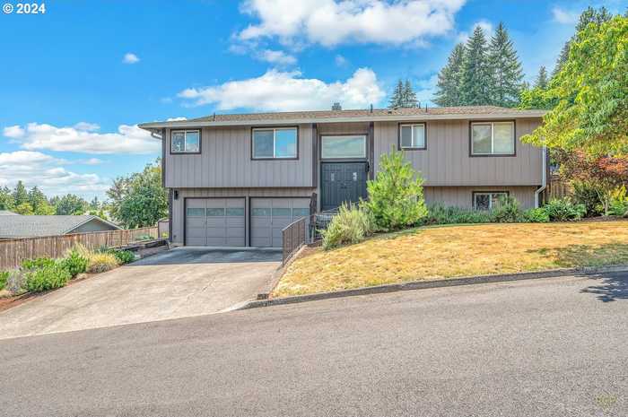 photo 1: 52911 NW CLIFF DR, Scappoose OR 97056