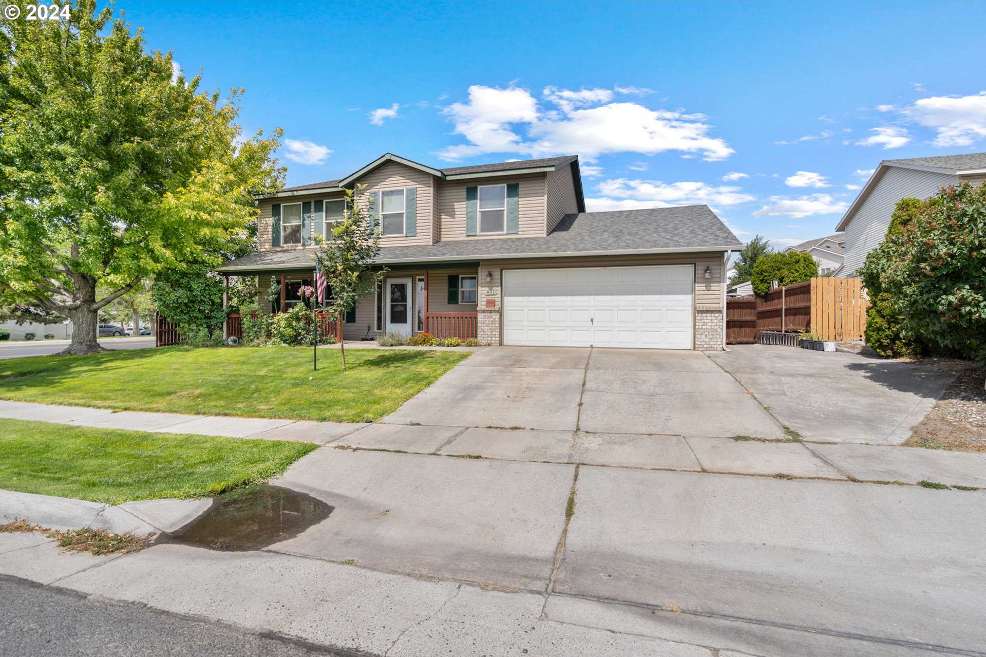 photo 2: 407 NE QUAIL CT, Hermiston OR 97838