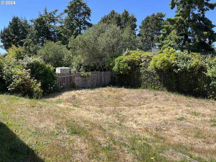 photo 40: 1685 28TH ST, Florence OR 97439