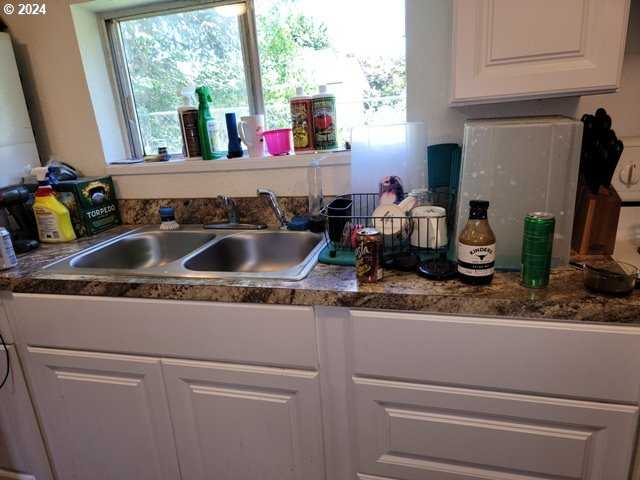 photo 2: 444 N ELM ST, Coquille OR 97423