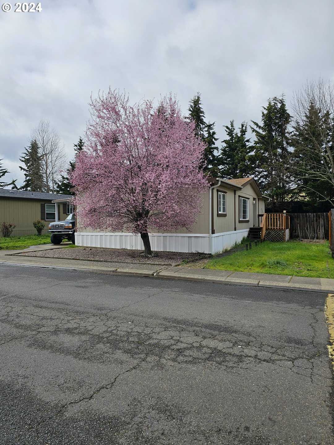 photo 3: 153 OWYHEE LN Unit 57, Roseburg OR 97471