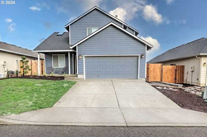 photo 1: 14785 ORCHARD ST NE, Aurora OR 97002