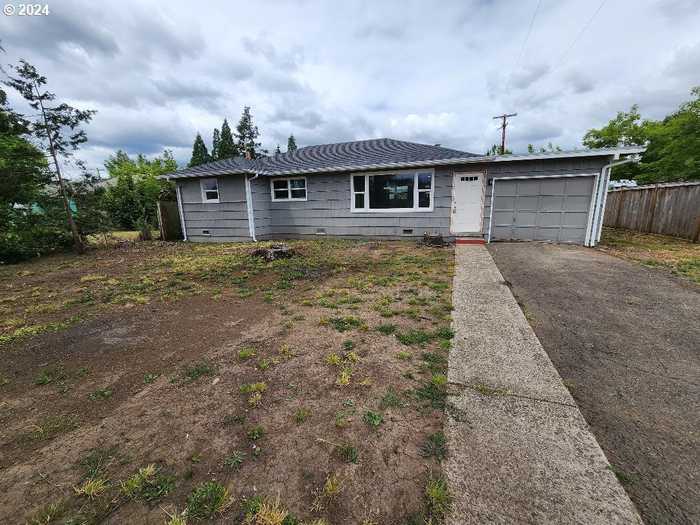 photo 2: 3350 ORIOLE ST, Springfield OR 97477