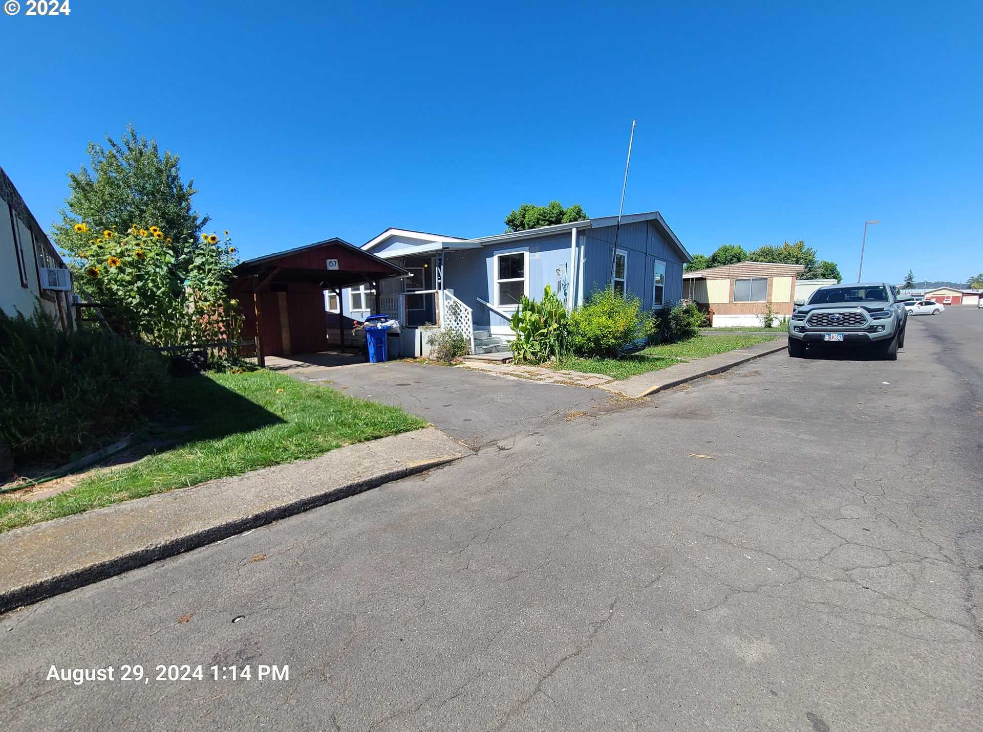 photo 1: 67 MANOR LOOP, Roseburg OR 97471