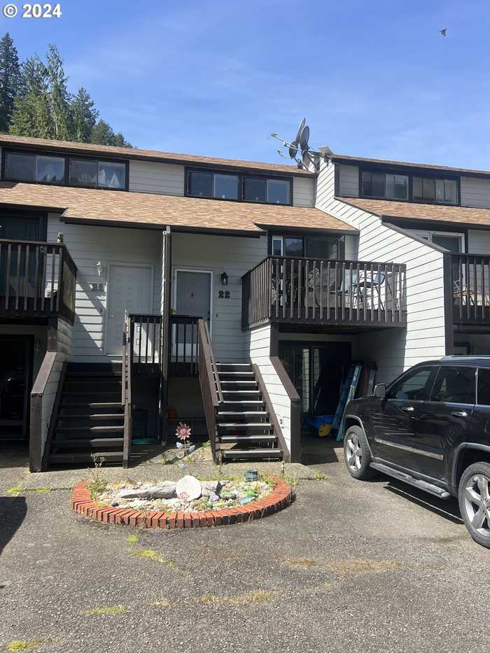 photo 1: 43605 STATE HIGHWAY 38 Unit 22, Reedsport OR 97467