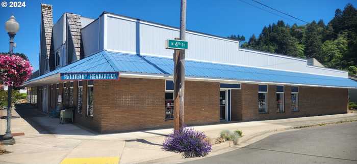 photo 24: 191 N 4TH ST, Reedsport OR 97467