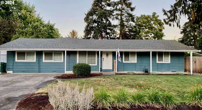 photo 1: 2591 DONEGAL ST, Eugene OR 97404