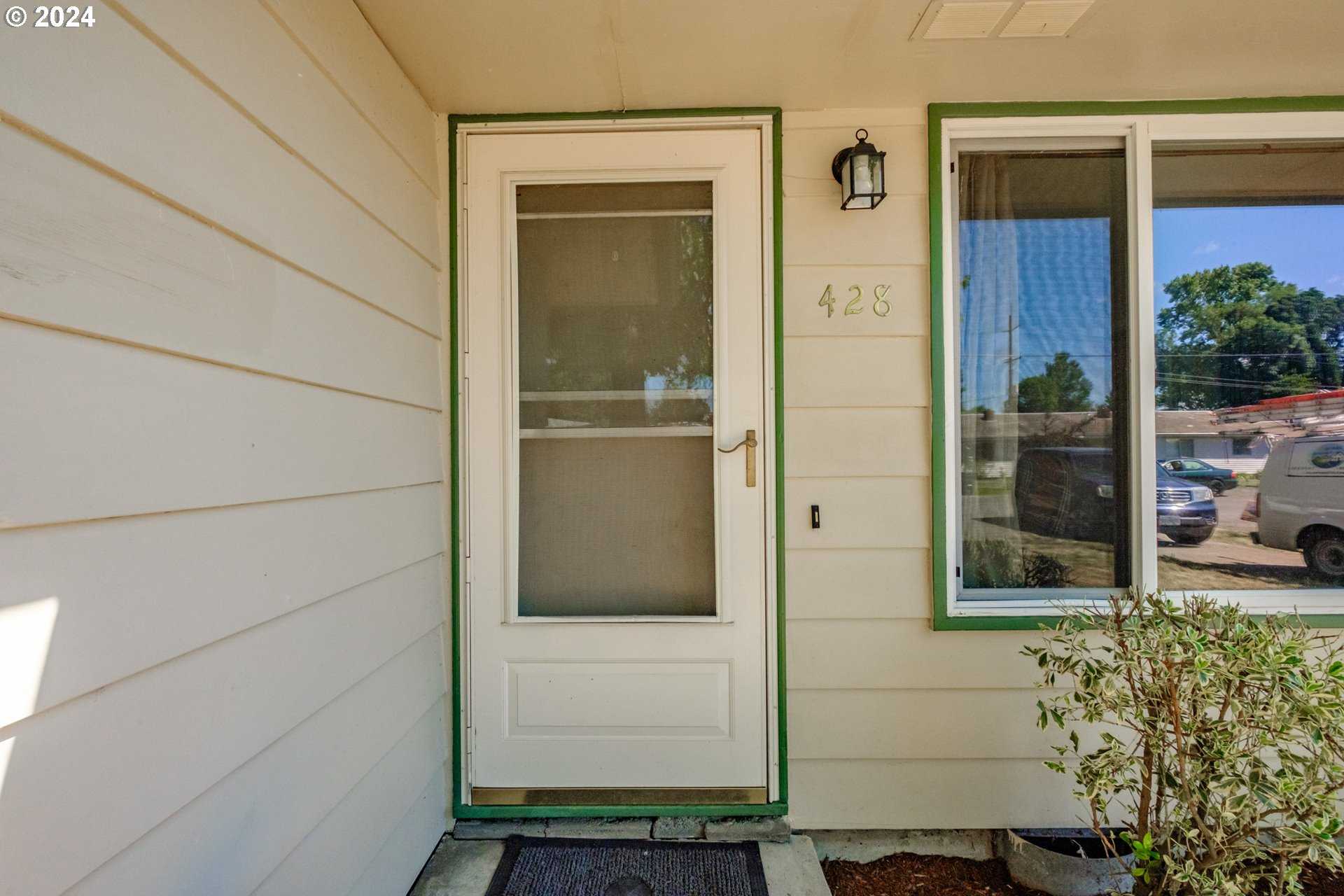 photo 2: 428/430 SE BRIDGEWAY AVE, Corvallis OR 97333