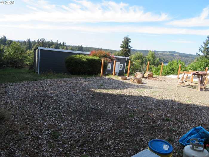 photo 2: 21685 S HIGHWAY 99E, Canby OR 97013