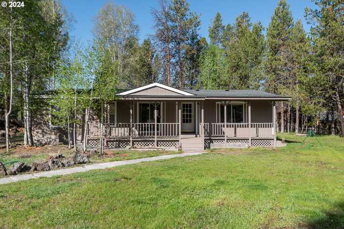 photo 1: 52703 GOLDEN ASTOR RD, La Pine OR 97739