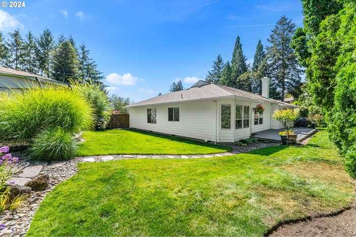 photo 30: 2020 SW 106TH PL, Portland OR 97225