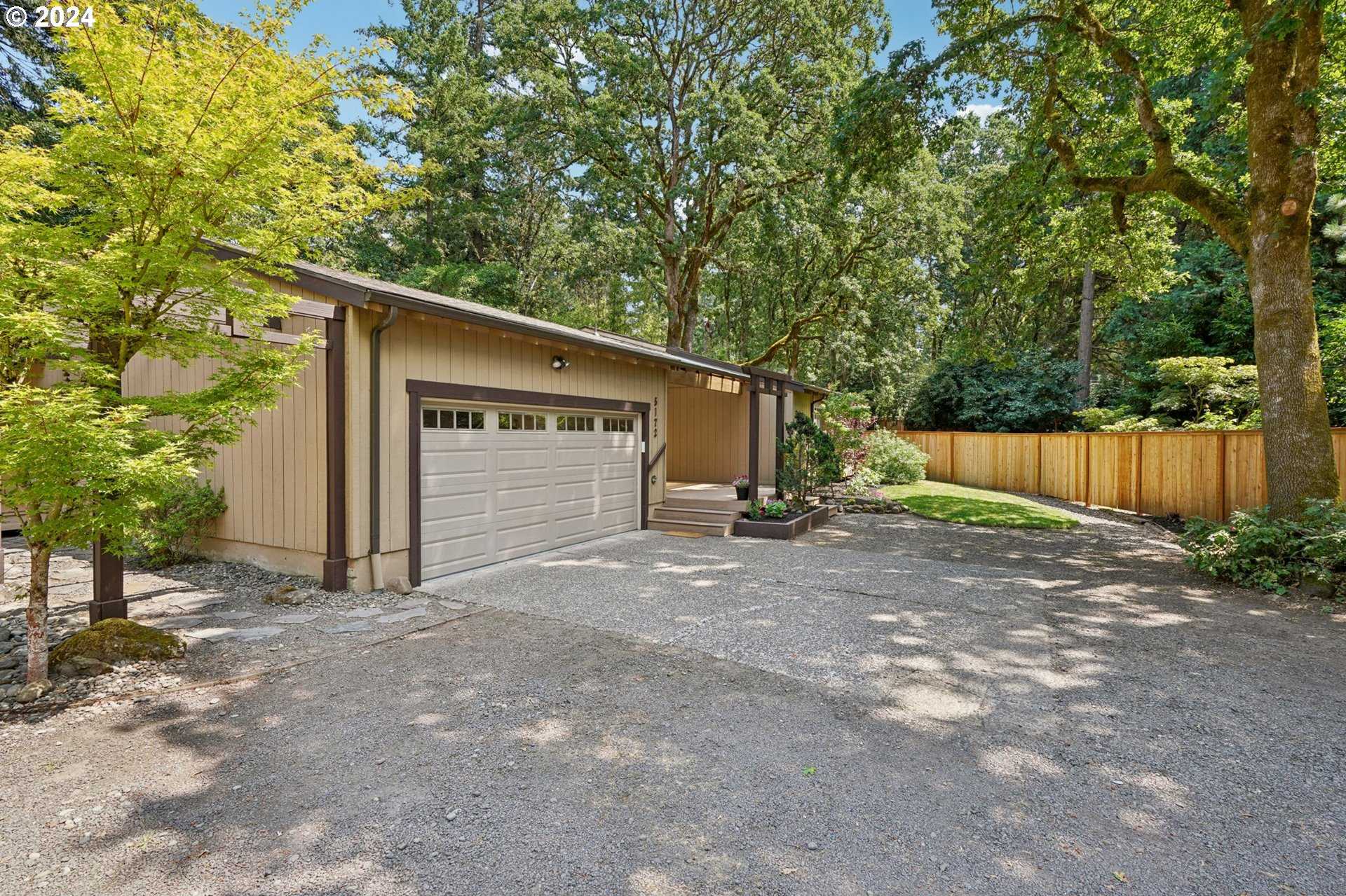 photo 3: 5172 LAKEVIEW BLVD, Lake Oswego OR 97035