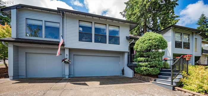 photo 1: 2673 CARRIAGE WAY, West Linn OR 97068