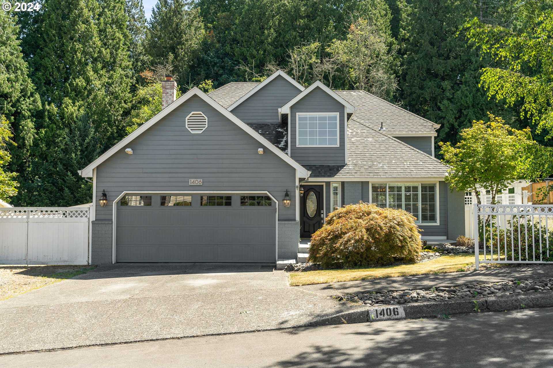 photo 1: 1406 SE CONDOR PL, Gresham OR 97080