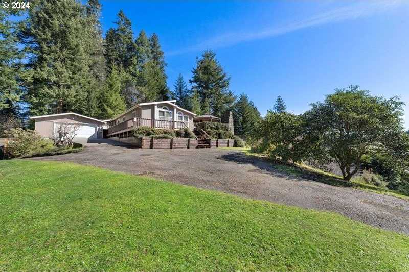 photo 1: 305 HILLTOP DR, Lakeside OR 97449