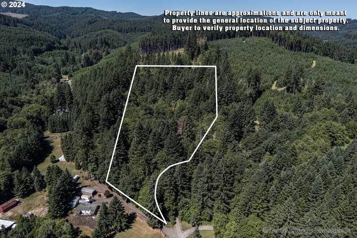 photo 2: 27436 Monster Mountain DR, Scappoose OR 97056