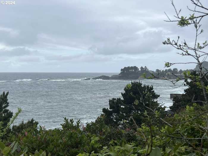 photo 34: 410 SW COAST AVE, Depoe Bay OR 97341