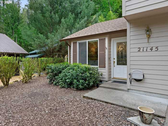 photo 2: 21145 E MOUNTAIN CREEK CIR, Rhododendron OR 97049