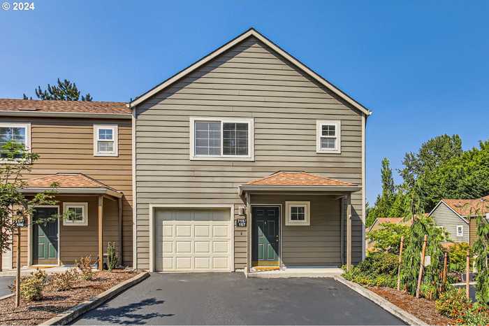 photo 2: 7157 SW SAGERT ST Unit 107, Tualatin OR 97062