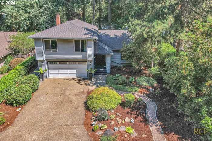 photo 2: 7671 SW WILLOWBOTTOM WAY, Portland OR 97224