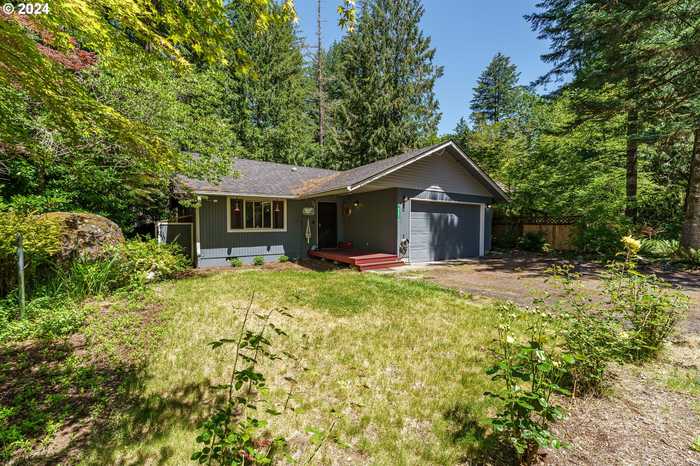 photo 2: 64841 E LUPINE DR, Rhododendron OR 97049