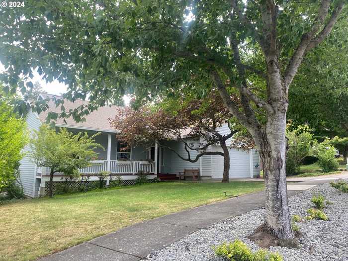 photo 2: 603 Ridgeview Court, Hood River OR 97031