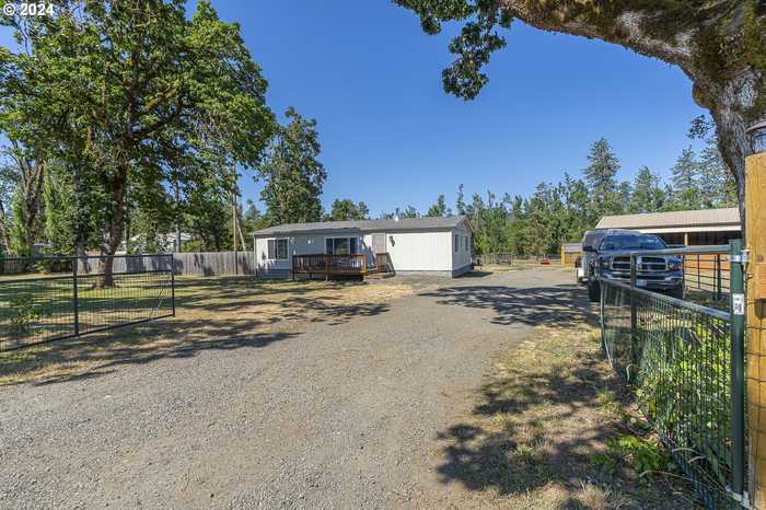 photo 1: 82402 BUTTE RD, Creswell OR 97426