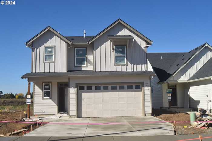 photo 1: 972 Laurel PL, Silverton OR 97381