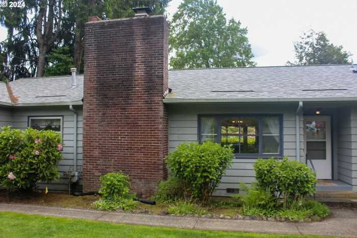 photo 2: 7250 SW SYLVAN CT, Portland OR 97225