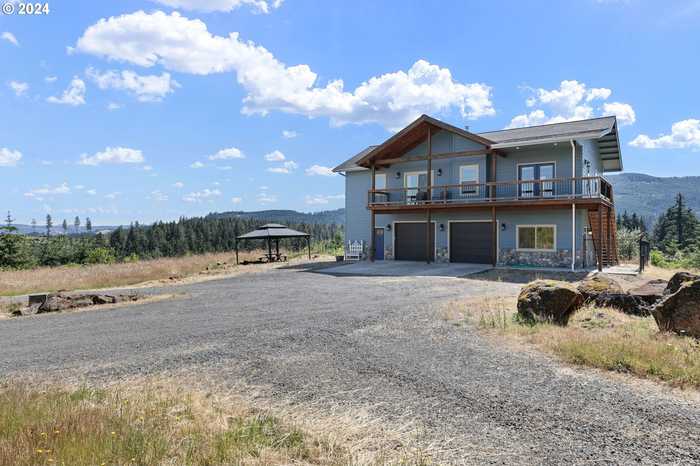 photo 1: 82540 Bear Creek RD, Creswell OR 97426