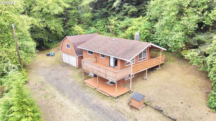 photo 1: 36475 JENCK RD, Cloverdale OR 97112